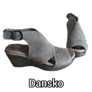Dansko Vanda open toe sandals sz 40